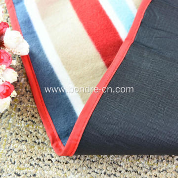 Beach And Picnic Mat With Foldable Package